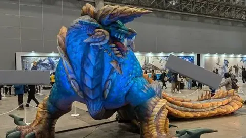 英超：纽卡斯尔4-3逆转诺丁汉森林结束连败，11分钟内连入4球伊萨克梅开二度